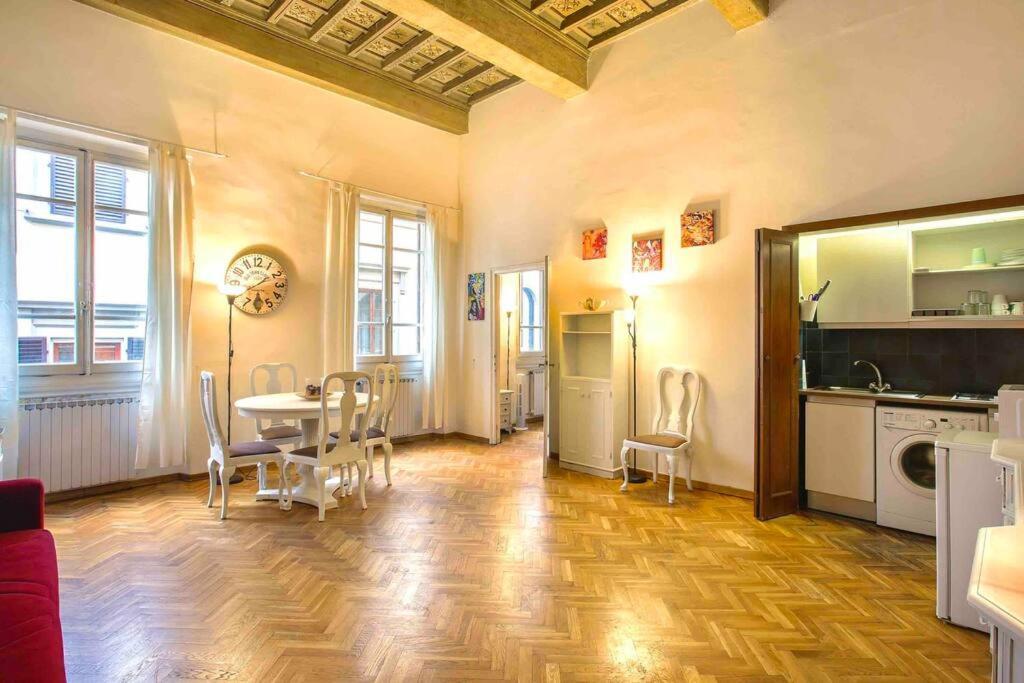 דירות פירנצה Hidden Gem Near Ponte Vecchio & Piazza Del Duomo מראה חיצוני תמונה